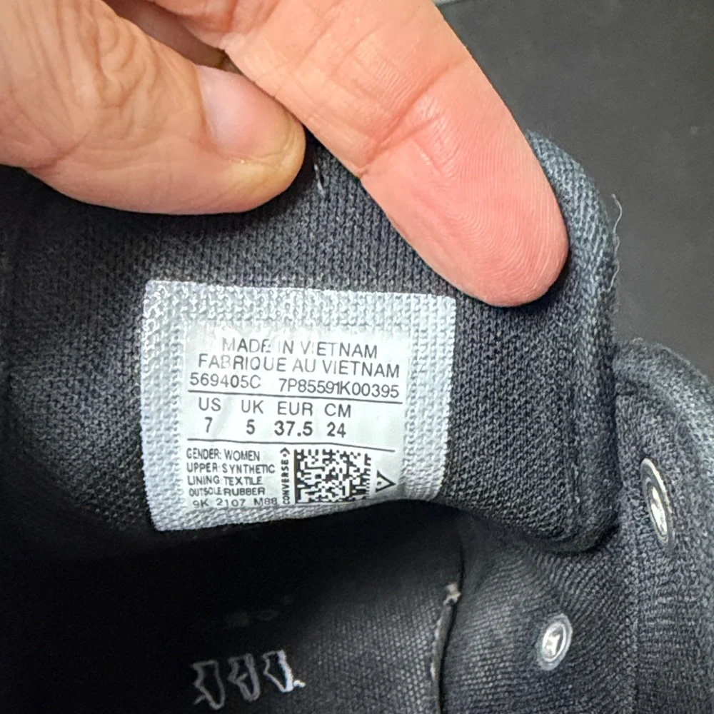 Converse Women Black Glitter Low-Top Sneakers - Picture 3 of 5